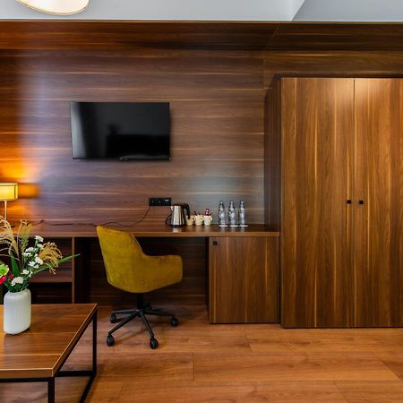Hotel Victoria Олькуш Екстер'єр фото